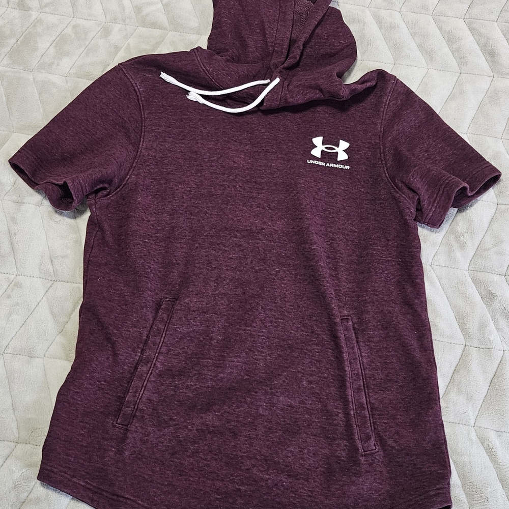 Under Armour Maroon Short Sleeve Hoodie